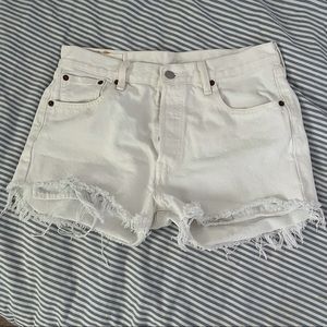 501 Levi’s high waist cut off denim shorts